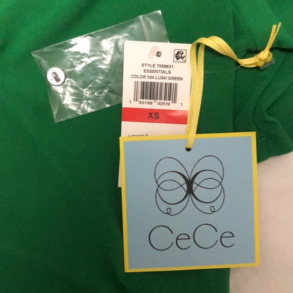 CeCe Ruffle Sleeve Top - Picture 7 of 8